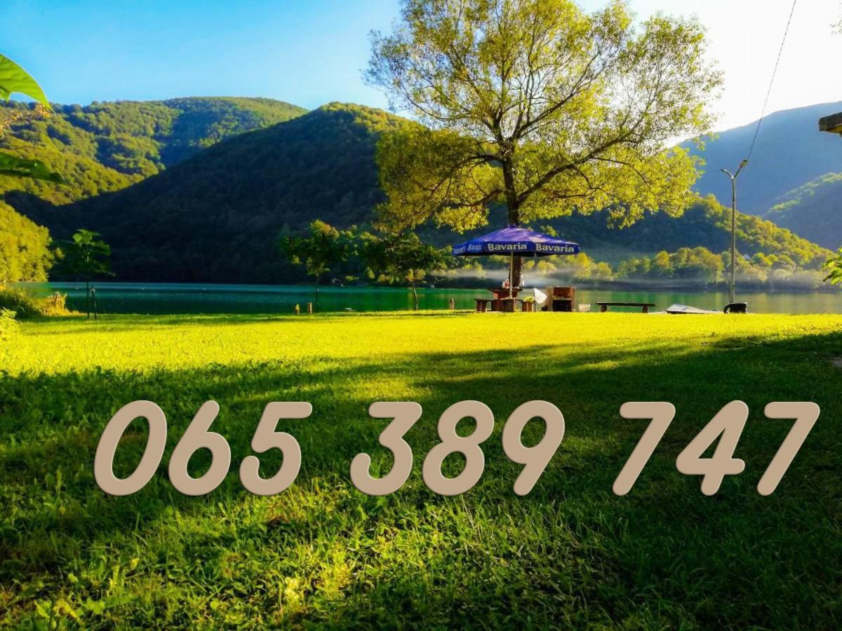 מלון יאיצי Lake House Krndija מראה חיצוני תמונה