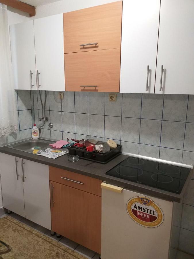 מלון יאיצי Lake House Krndija מראה חיצוני תמונה
